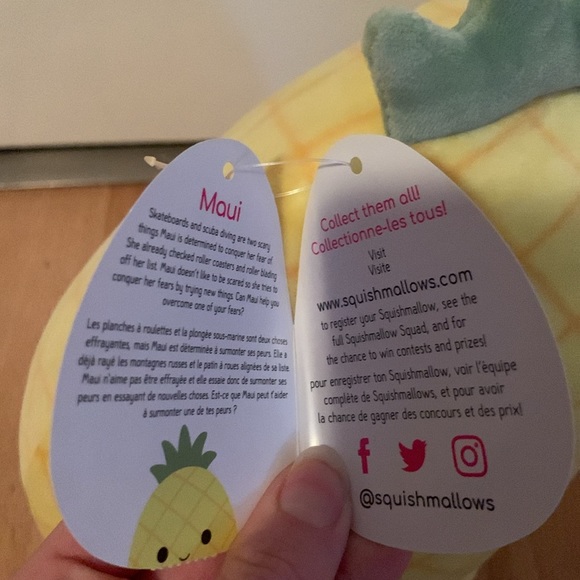 Valentines Maui 8” Squishmallow - Picture 3 of 5